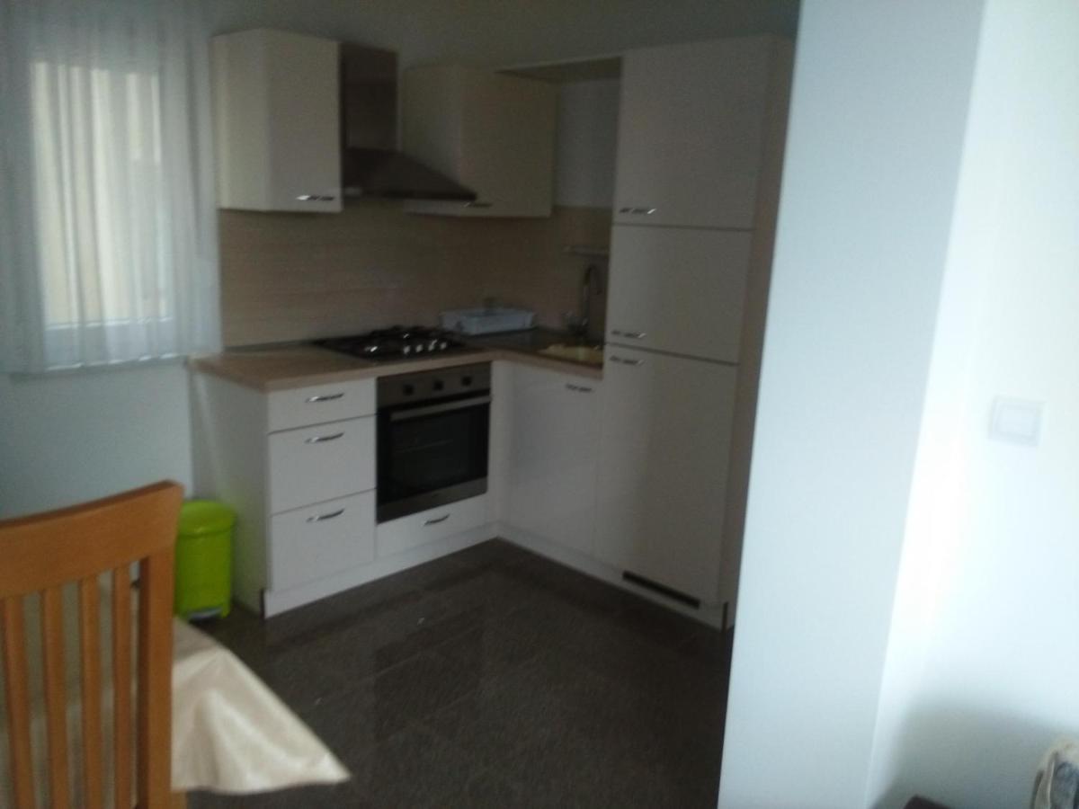 Apartments By The Sea Pag - 11778 Паг Екстериор снимка
