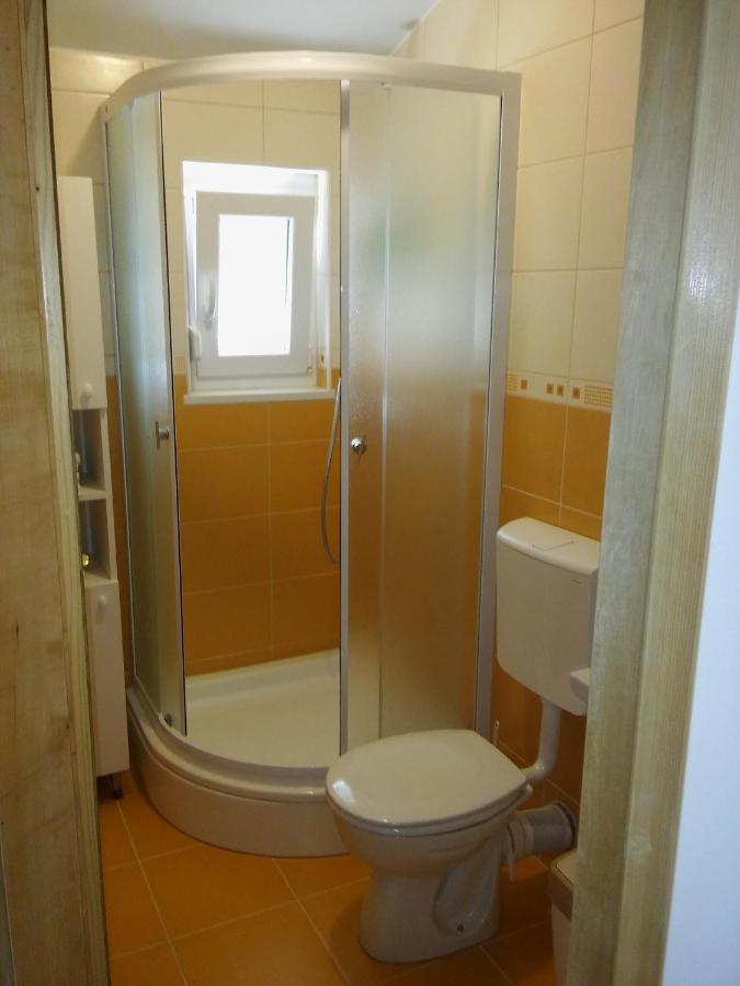 Apartments By The Sea Pag - 11778 Паг Екстериор снимка