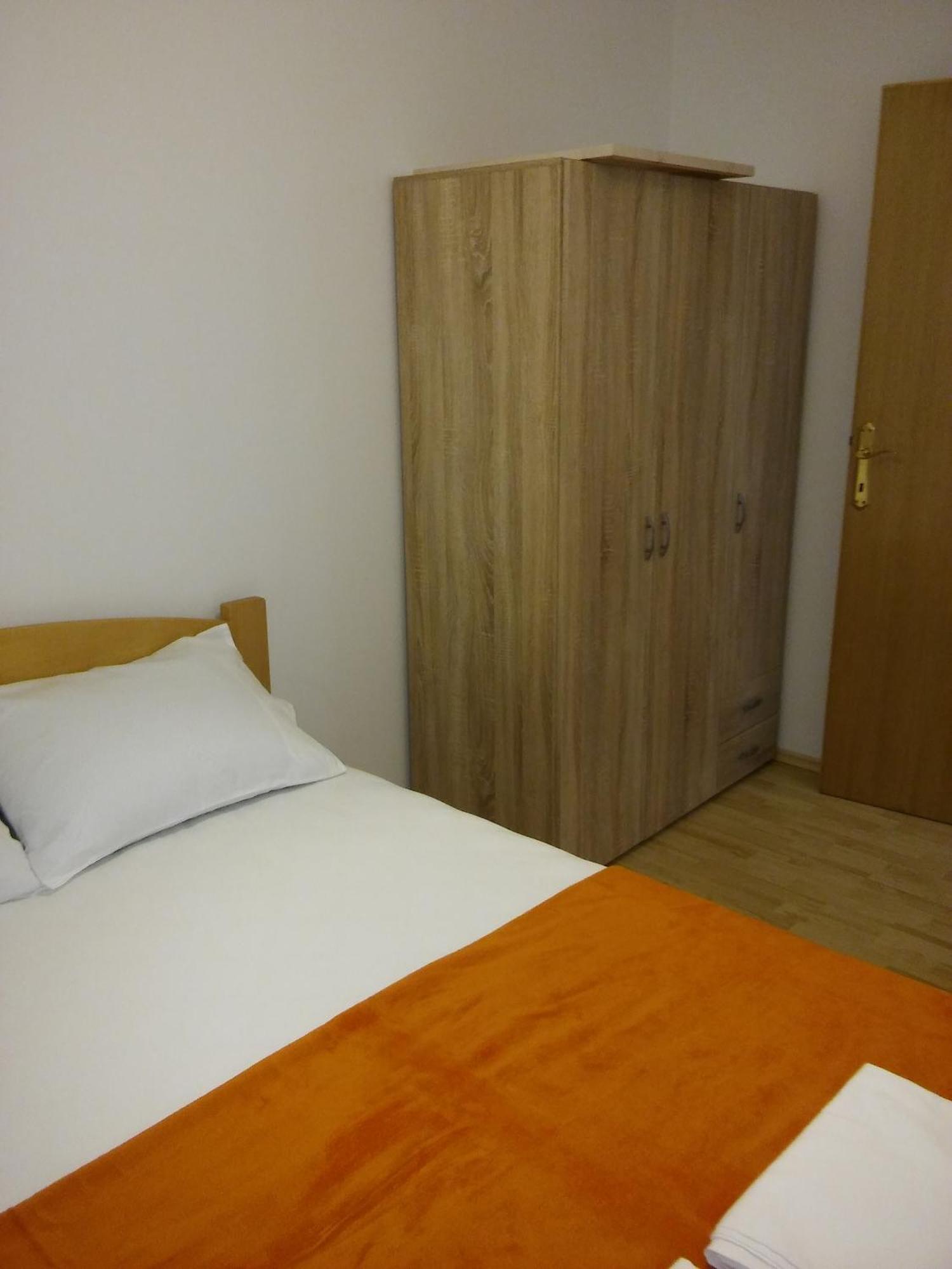 Apartments By The Sea Pag - 11778 Паг Стая снимка